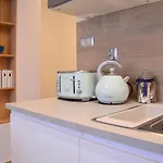 Na Wyspie - Zdrojowa 24-26 - Parking Apartman